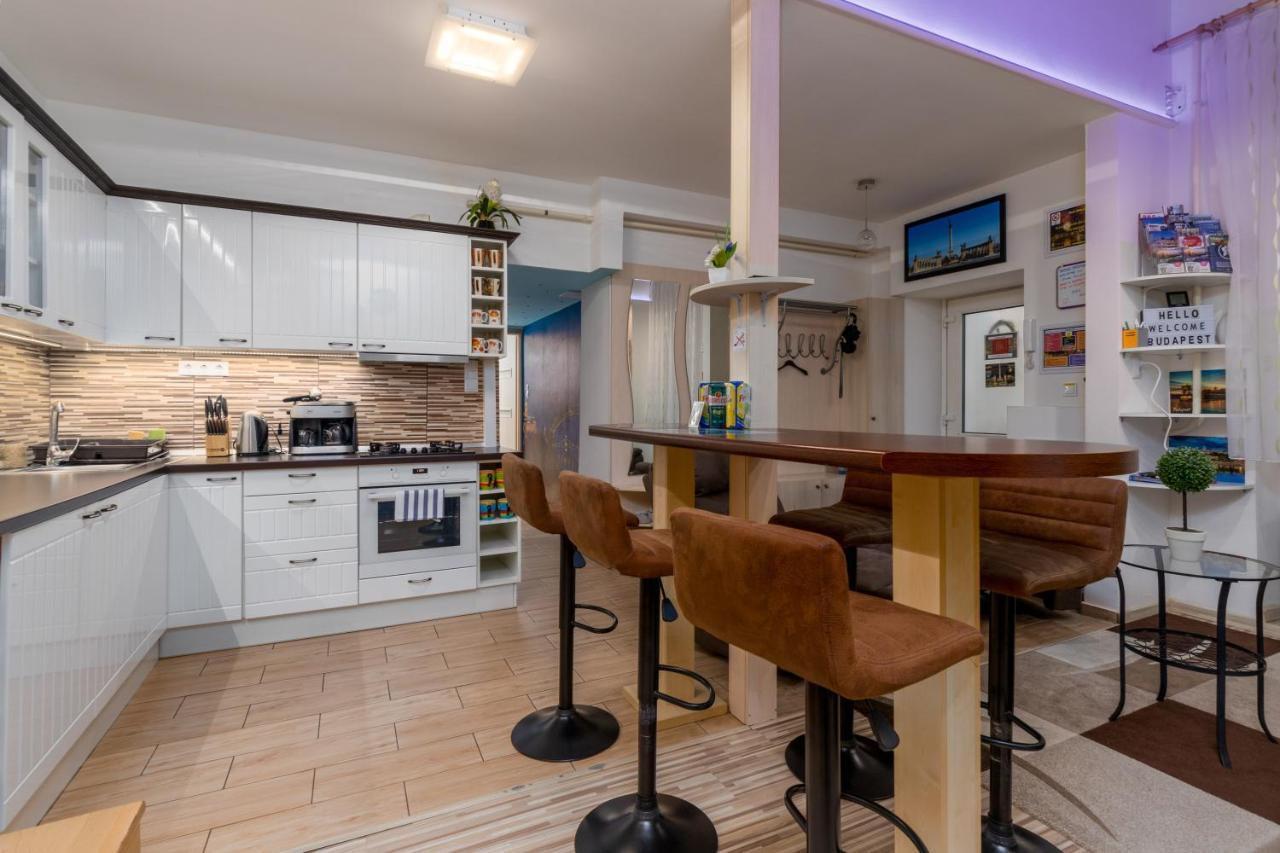 Fireworks Rakoczi - Free Parking - 3 Bedrooms - 2 Bathrooms Budapest Exterior photo