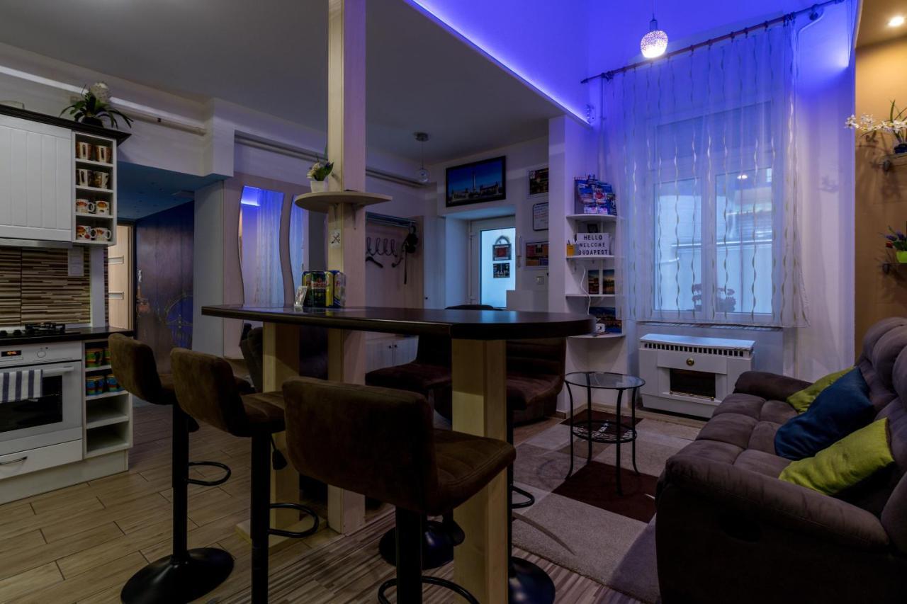 Fireworks Rakoczi - Free Parking - 3 Bedrooms - 2 Bathrooms Budapest Exterior photo